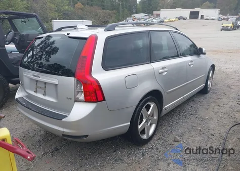 2008 Volvo V50 2.4I из США, поврежденный, VIN YV1MW382182407052